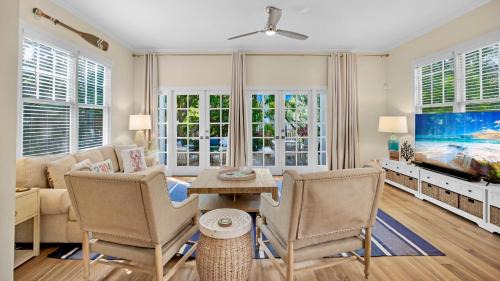 Bahama Village Casa | Trumans Trove by Last Key realty