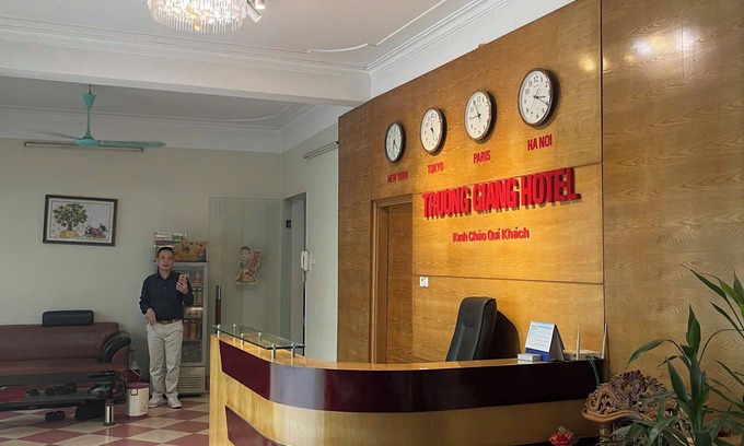 Tu Liem Hotel | Truong Giang Hotel HN - by BAY LUXURY