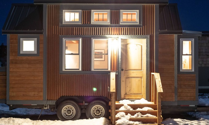 South Fork Cabina | "Pruébate" en Tiny Home Living en Tiny Timbers Resort.