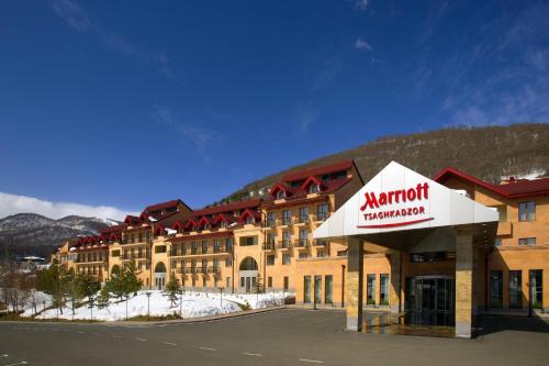 Tsaghkadzor Hotel | Tsaghkadzor Marriott Hotel