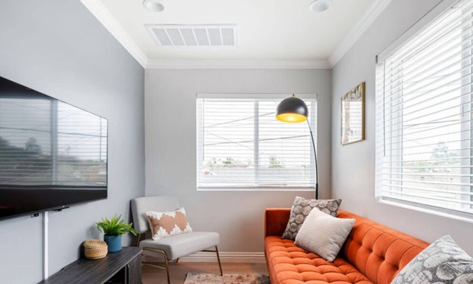 Alhambra Apartamento | Contemporary Hideaway BBQ EV Charger