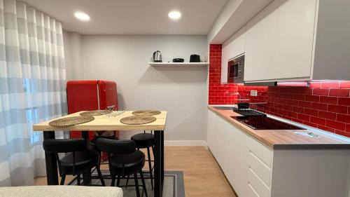 Castro Urdiales Apartamento | Tu Refugio en el Centro Histórico de Castro
