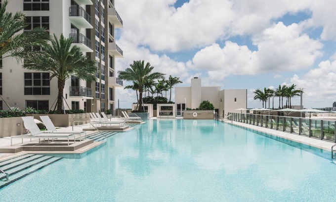 Glenvar Heights Apartamento | Tucker at Palmer Dadeland Miami