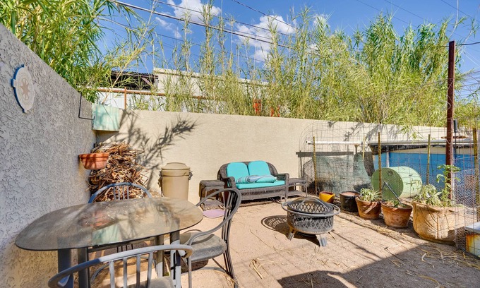 Tucson Cabaña | Tucson Rental Home w/ Zen Garden & Micro-farm!