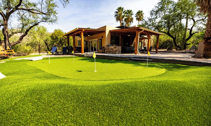 Tanque Verde Casa | Tucson's Hot Springs at The Oasis. Tucson's only private hot springs and oasis.