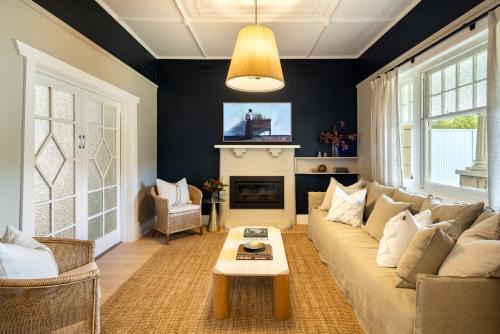 Glenelg Casa | Tudor Charm by the Bay