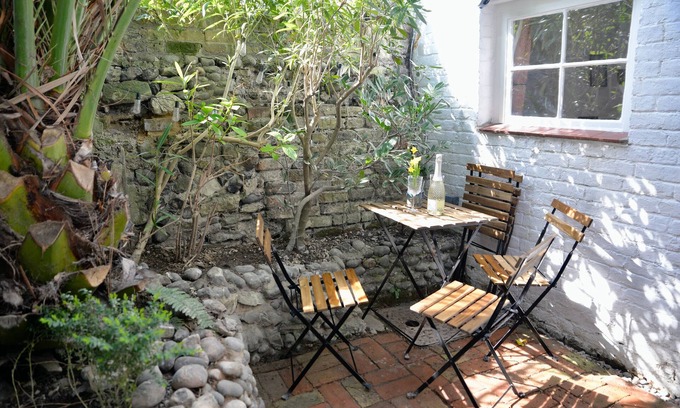 Sandwich Cabaña | Tudor Cottage
