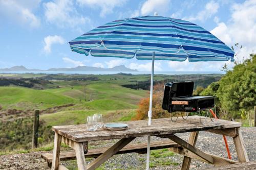 Waipu Casa | Tui Cottage - Waipu Holiday Retreat