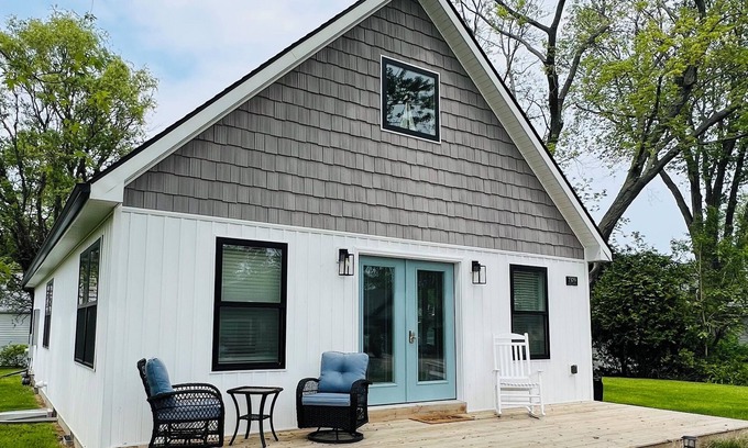 Lexington Casa | Tulip Shores