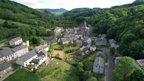 Orcival Apartamento | Tulipe, appartement 5 personnes, entre Sancy et Volcans d'Auvergne
