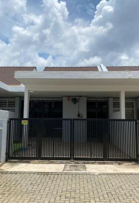 Bukit Kuin Satu Casa | Tulips Homestay