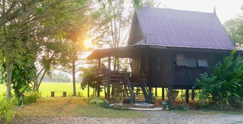 Rim Nuea Cama Y Desayuno | Tung Tong Homestay & Camping