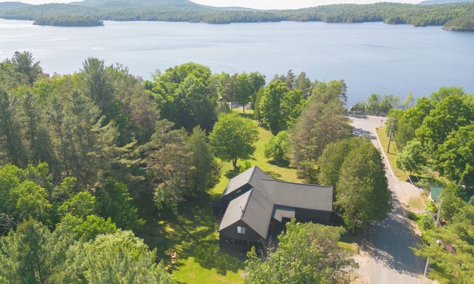 Tupper Lake Casa | Tupper Lake Beauty | LUX Big Tupper Lake House