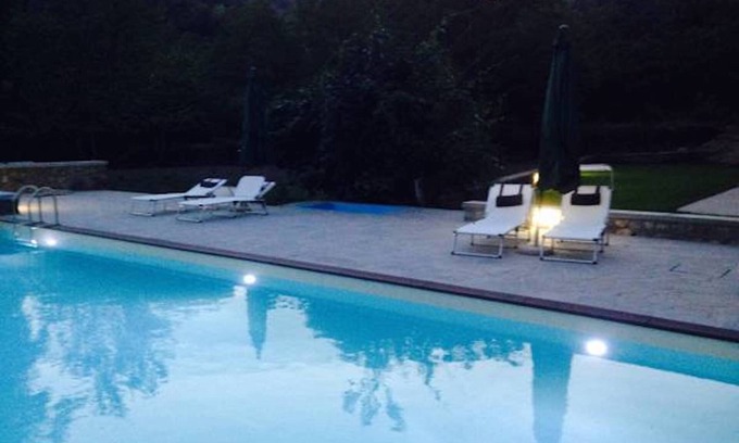 Castiglione di Garfagnana Apartamento | Turandot. Hermoso apartamento en un estilo moderno en la antigua Villa Toscana