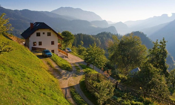Solcava Casa | Turistična kmetija Perk