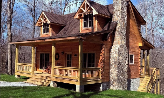 Tullahoma Cabina | Turkey Creek Cabin Rental #2 at Tims Ford Lake, boat dock, Tullahoma.
