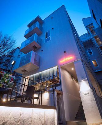 Shinsencho Hostal | Turn Table