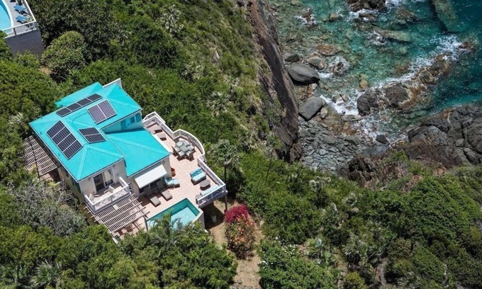 Peterborg Villa | Turquoise Cove-Spectacular Waterfront Views SPECIAL RATE May 1-June 10, 2023