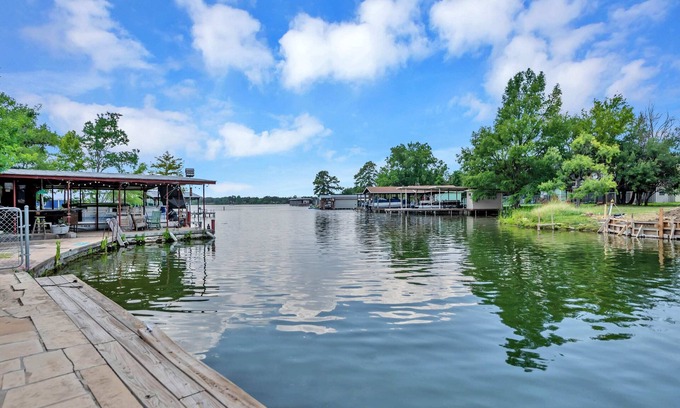 Granite Shoals Casa | Turtle Cove - Two Homes, Boat Dock, & Fire Pit