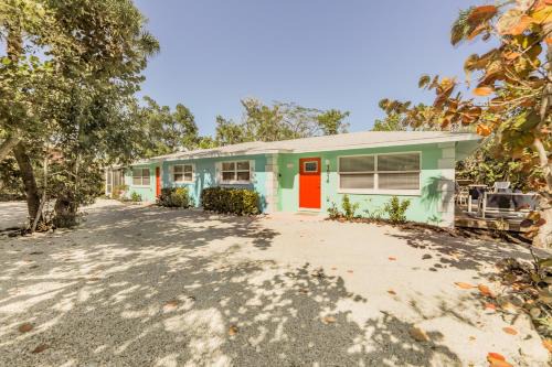 Sanibel Casa | Turtle Tracks East