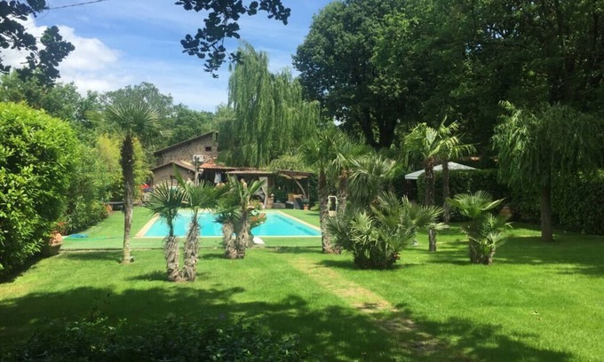 Badia al Pino Villa | Villa rústica toscana con piscina, wifi, jacuzzi exterior,