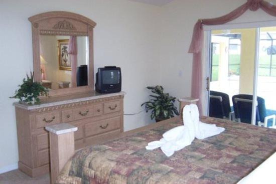 Tuscan Ridge Villa | Tuscan Villa 74