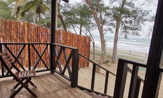 Tuxpan Casa | Tuxpan Beach - Casa Lan - Oceanfront with Private Pool
