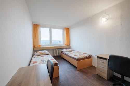 Prague 12 Hostal | TVM Tower Modřany