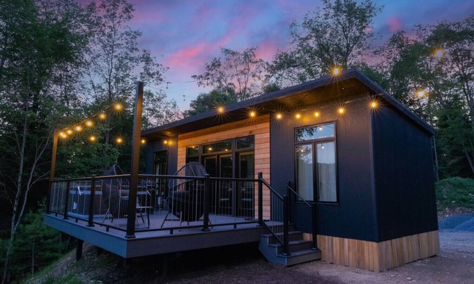 Shippenville Cabina | Twilight Haven | Nature, Hot Tub, Hiking, Panoramic Views