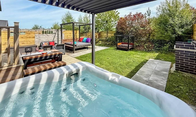 Raywell Chalet De Esquí | Twilight Spa (Pet Garden)