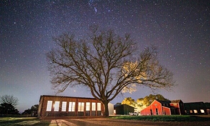 Round Top Casa | Twin Cabin I @ Oakbones Round Top