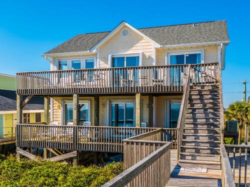 Topsail Beach Casa | Twin Palms