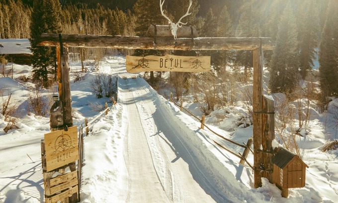 Pitkin County Casa | Twin Room : Beyul Retreat