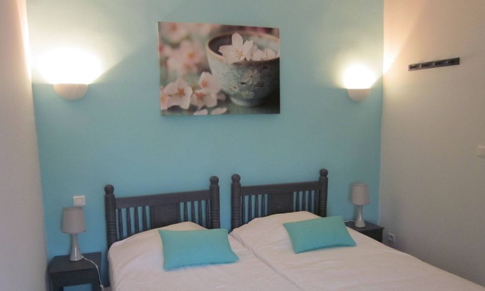 La Baume-de-Transit Cama Y Desayuno | Doble con dos camas-Turquoise-Estándar-Baño Privado-Vista al campo