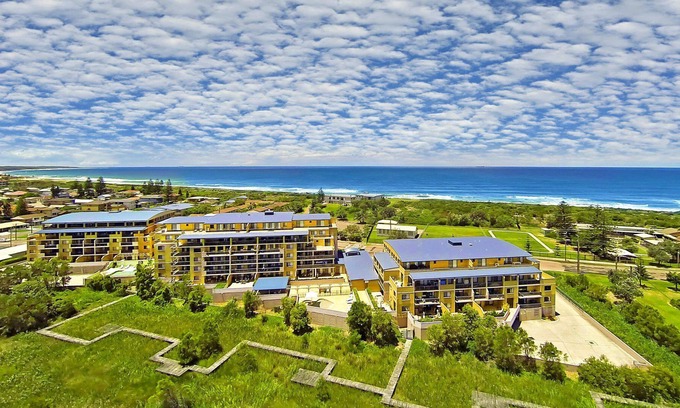 The Entrance North Apartamento | Twin Shores, Unidad 113