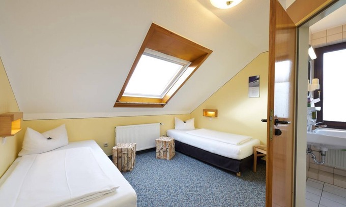 Kirchberg Casa | Ducha doble / WC, TV - Landhotel Karrenberg