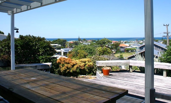Waihi Beach Cabaña | Vistas dobles - Waihi Beach Holiday Home
