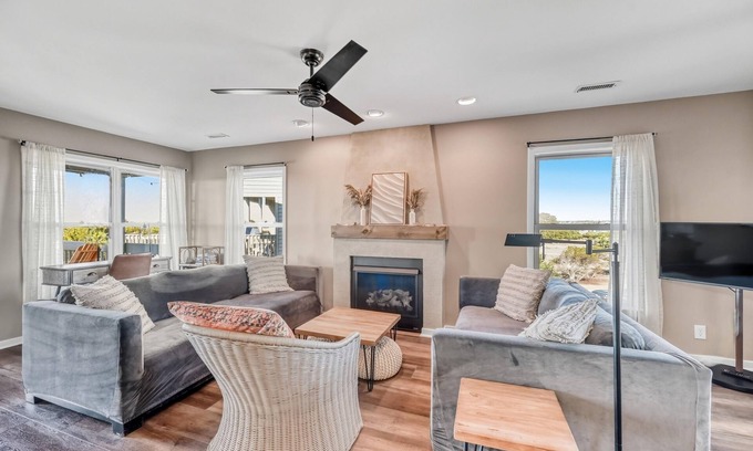 Topsail Beach Casa | Topsail Beach paradise at Serenity Point - steps from ocean, pool and sound