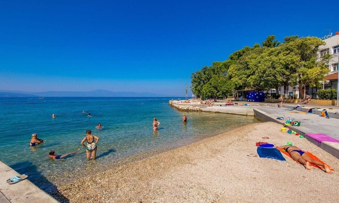 Marsici Apartamento | Two bedroom apartment with terrace Sveti Vid, Krk (A-22249-a)