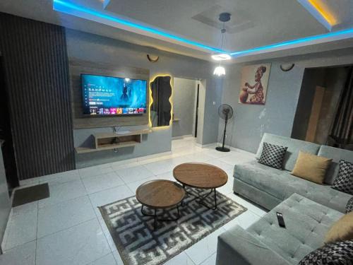 Ibadan Apartamento | TWO BEDROOM AMWALLODE MODERN LUXURY APARTMENT Ibadan