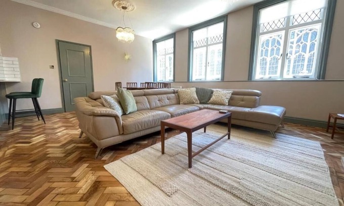 Bury St Edmunds Condominio | Two Bedroom apartment with stunning Cathedral Views