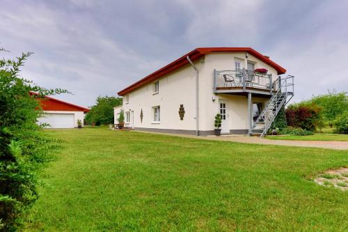 Arbshagen Apartamento | Two-Bedroom Apartment in Gross Kordshagen I