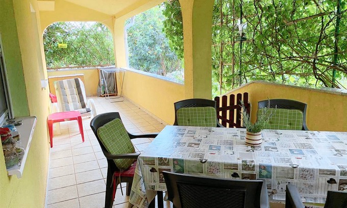 Liznjan Apartamento | Two bedroom apartment with terrace Ližnjan, Medulin (A-11158-a)