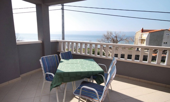 Duce Apartamento | Apartamento para dos personas con terraza y vista al mar Duce, Omis (A-5261-b)