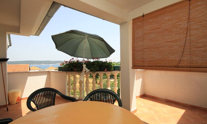 Nevidane Apartamento | Apartamento para dos personas con terraza y vista al mar Nevidane, Pasman (A-8273-a)