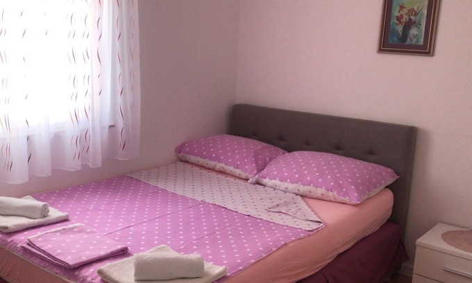 Povljana Apartamento | Apartamento para dos personas en la playa Povljana, Pag (A-7505-d)