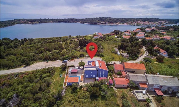 Verunic Apartamento | Two-Bedroom Apartment In Verunic
