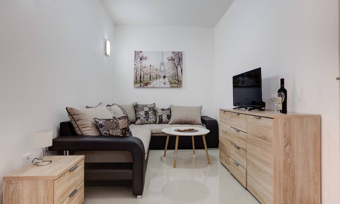 Kaluđerac Apartamento | Apartamento de dos habitaciones con piscina