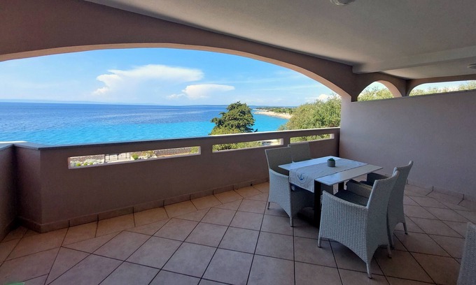 Lun Apartamento | Apartamento para dos personas en la playa Lun, Pag (A-3320-f)