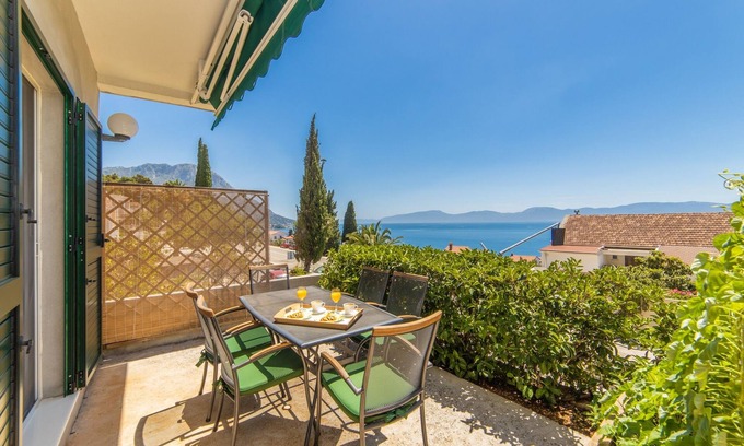 Brist Apartamento | Apartamento para dos personas con terraza y vista al mar Brist, Makarska (A-19737-a)
